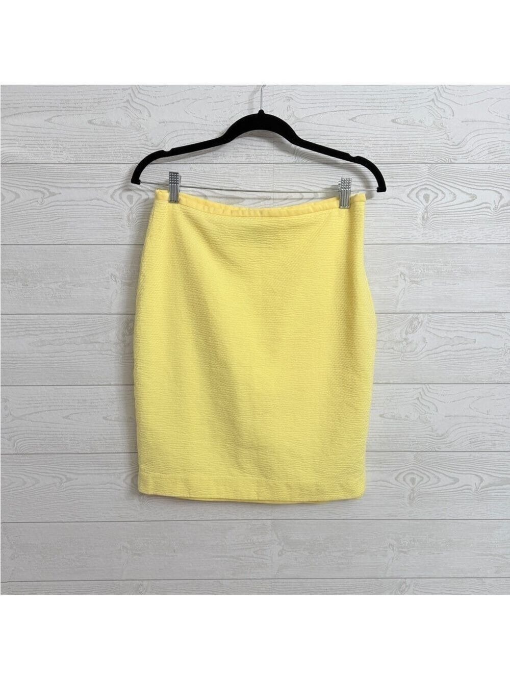 Limited Women’s Yellow Waffle Midi Skirt. Size 6